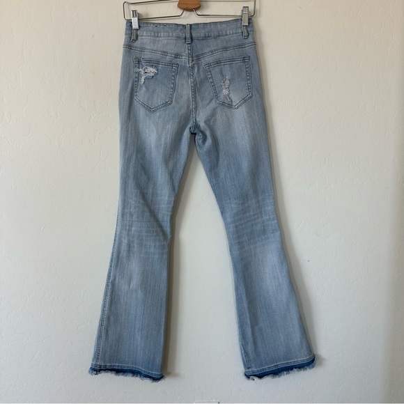 Boho Distressed Light Wash Rough Drop Hem Flare Bell Bottom Jeans Size 7 - Picture 11 of 13